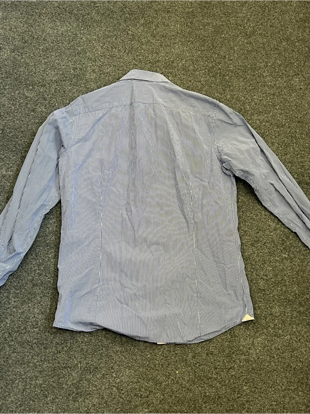 Banana Republic Men’s Long Sleeve Button-Up Shirt, Blue w/ White Stripes, Large
